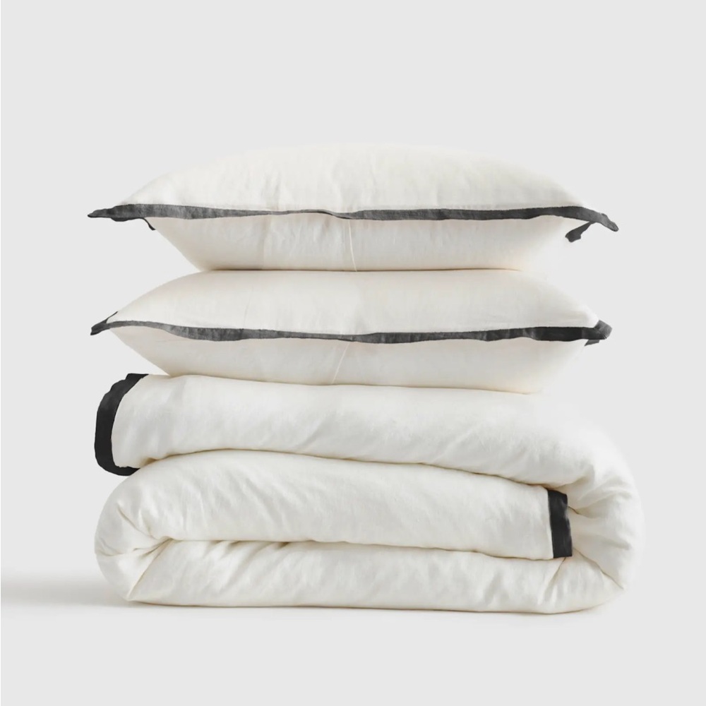 NWOT QUINCE European Linen Contrast Flange Duvet Cover Set White/Charcoal